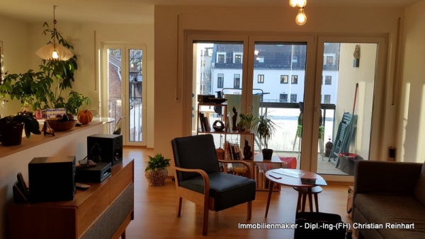 Moderne 3,5-Zimmer Wohnung mit Balkon und PKW Stellplatz in Johannis